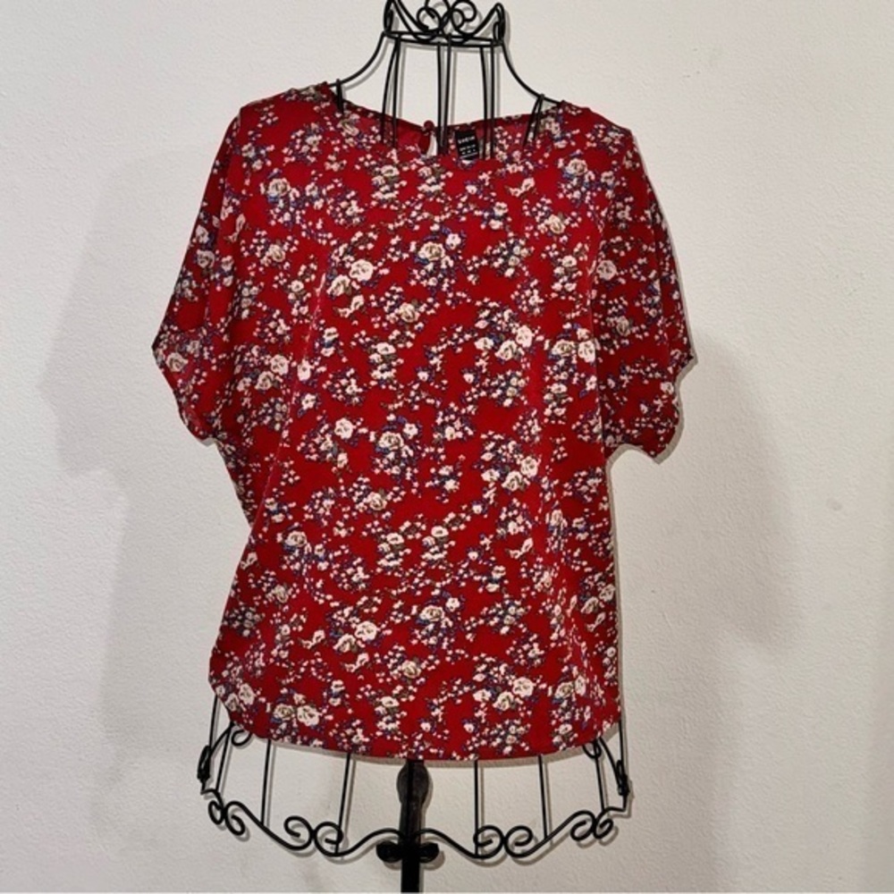 SHEIN Floral Blouse